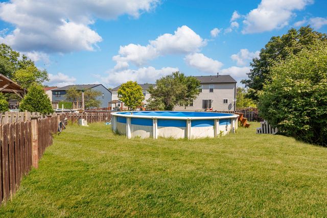 1715 Ivy Lane, Montgomery, IL 60538