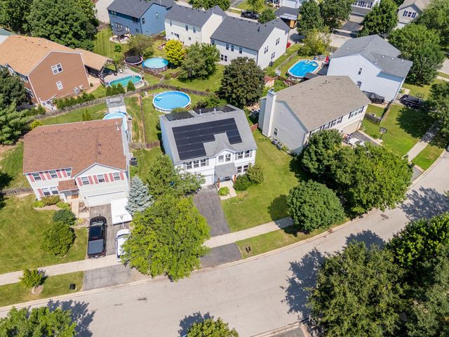1715 Ivy Lane, Montgomery, IL 60538