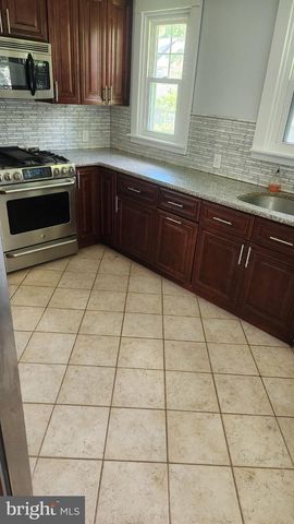 2114 KENMORE AVE, Glenside, PA 19038