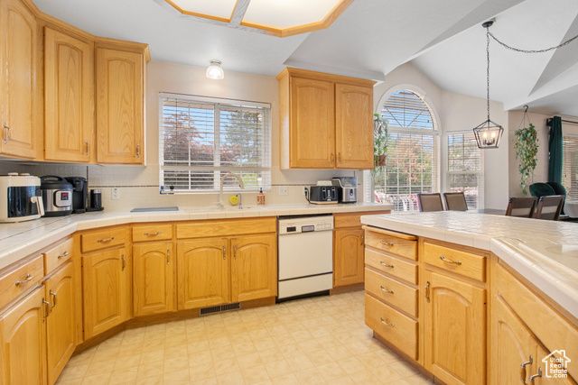 2365 E CREEK RD, Sandy, UT 84093