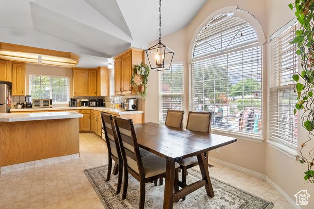 2365 E CREEK RD, Sandy, UT 84093