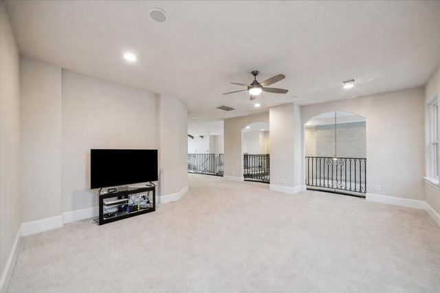 79 Amber Hollow Court, Sugar Land, TX 77479