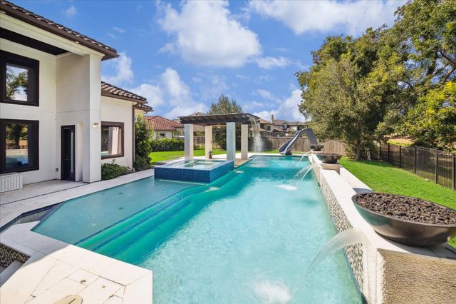 79 Amber Hollow Court, Sugar Land, TX 77479