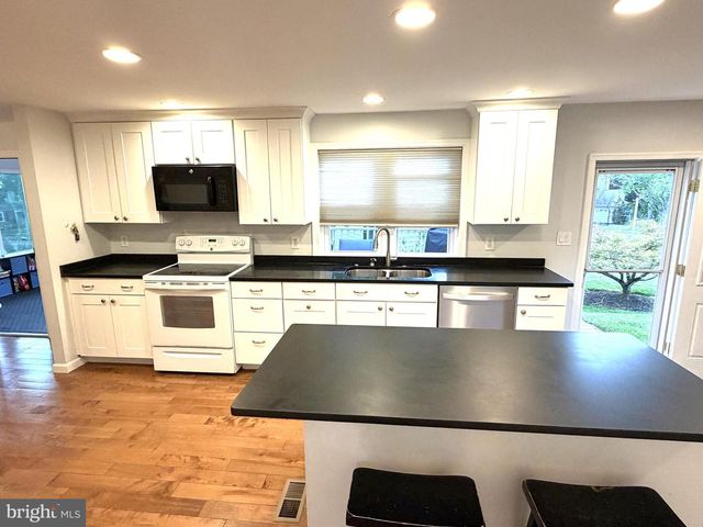 495 S NORWOOD AVE, Newtown, PA 18940