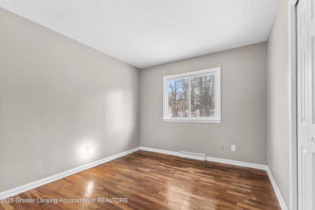 835 Brad Street, Lansing, MI 48911