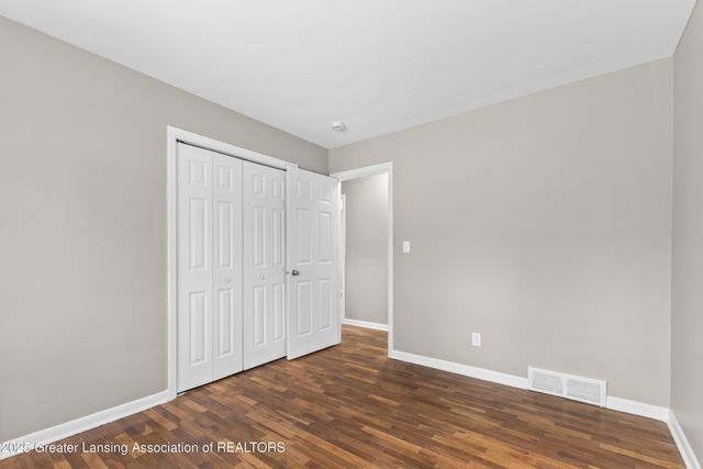 835 Brad Street, Lansing, MI 48911