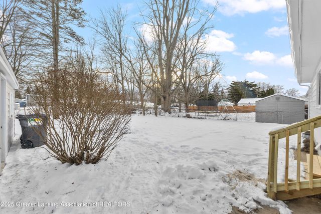 835 Brad Street, Lansing, MI 48911