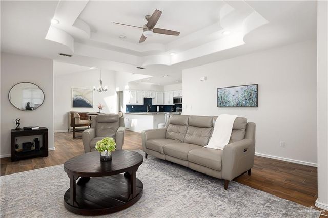 1111 Lake View Drive, Mission, TX 78572