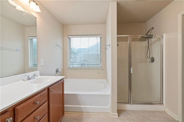 3879 Brockenhurst Drive, Buford, GA 30519