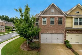 3879 Brockenhurst Drive, Buford, GA 30519