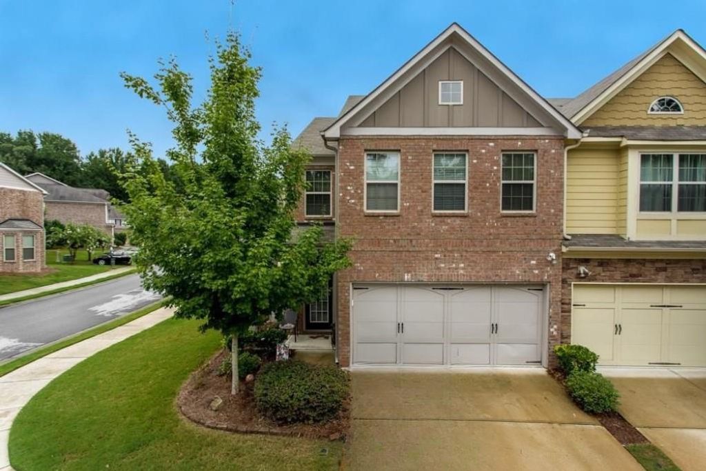 3879 Brockenhurst Drive, Buford, GA 30519