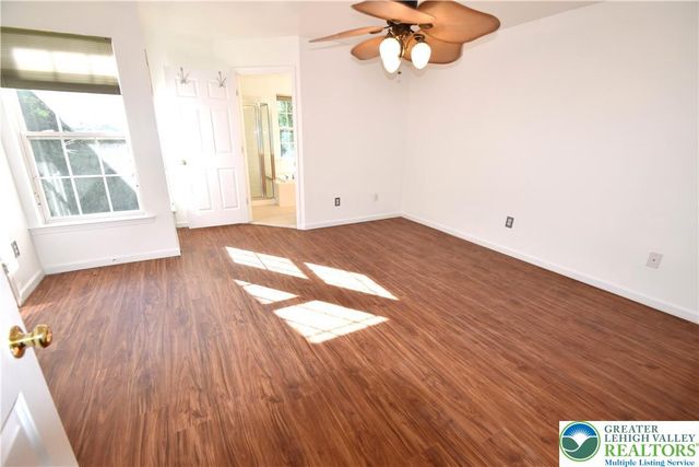 136 Knollwood Drive, Williams Twp, PA 18042