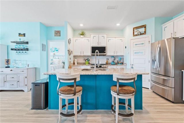 4199 Montague Drive, Gulf Shores, AL 36542