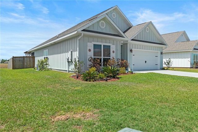 4199 Montague Drive, Gulf Shores, AL 36542