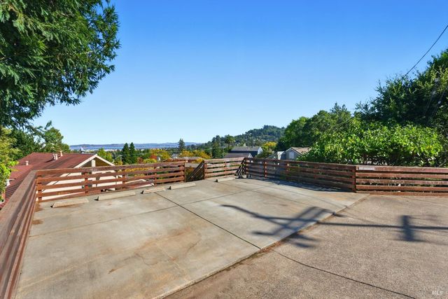 69 Corte Madera Ave, Corte Madera, CA 94925