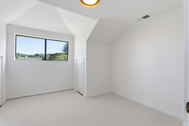 69 Corte Madera Ave, Corte Madera, CA 94925