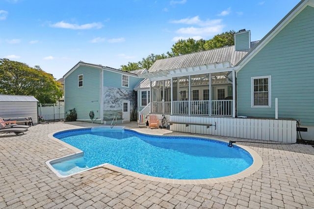 3866 Cow House Ct., Murrells Inlet, SC 29576