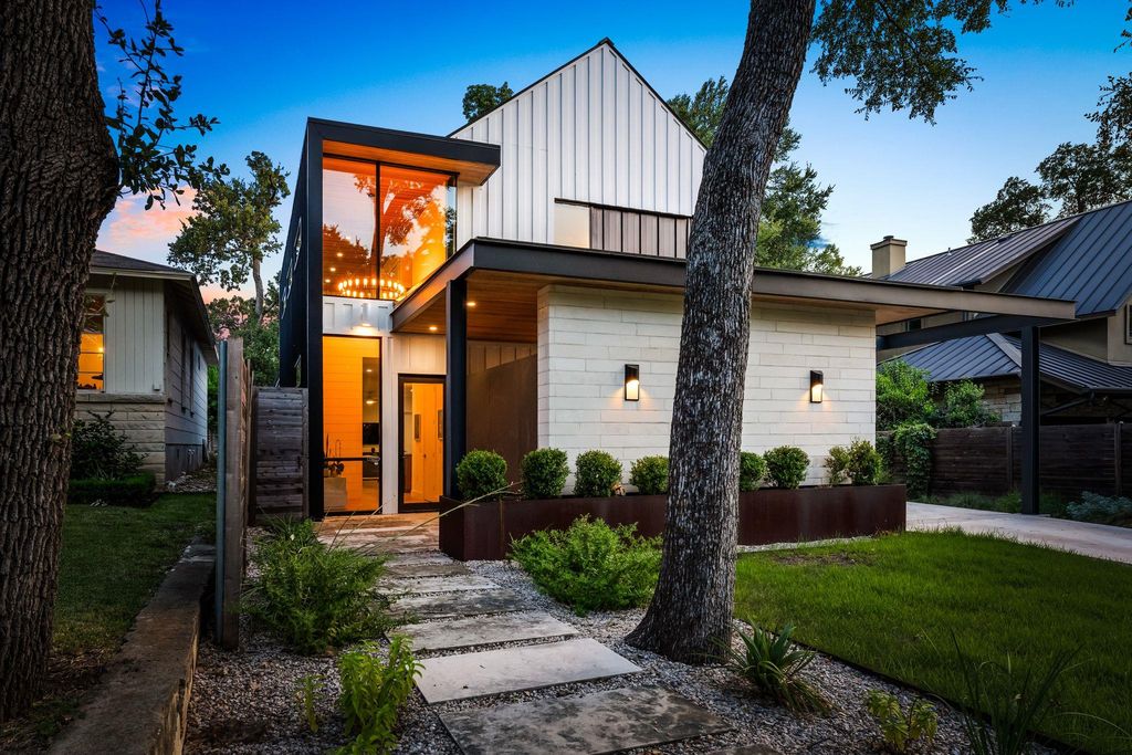 3313 Bonnie RD, Austin, TX 78703