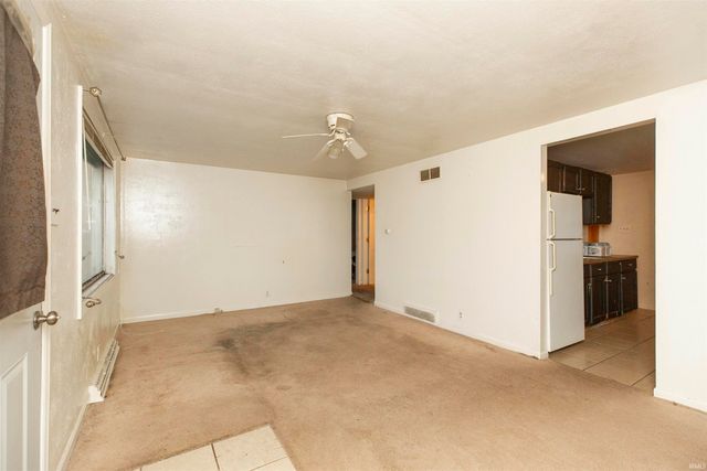 1216 Edgewood Drive, South Bend, IN 46616