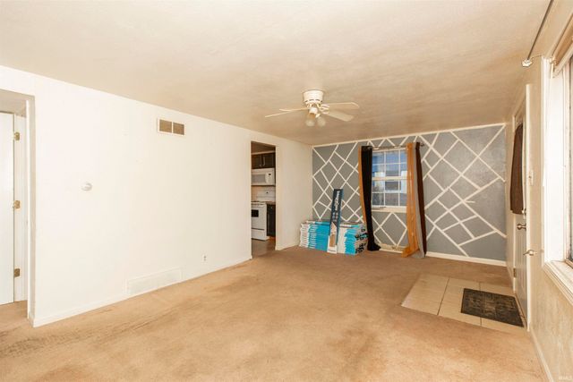 1216 Edgewood Drive, South Bend, IN 46616