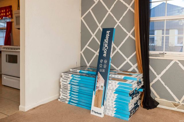 1216 Edgewood Drive, South Bend, IN 46616