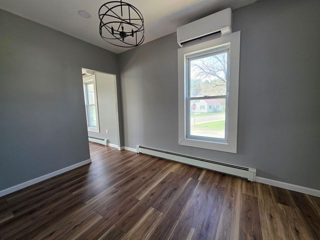 196 Union Street, Springfield, VT 05156