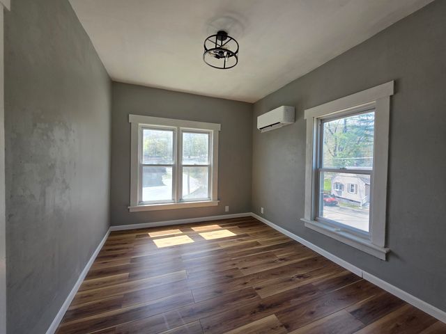 196 Union Street, Springfield, VT 05156