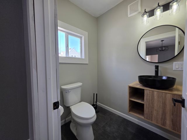 196 Union Street, Springfield, VT 05156