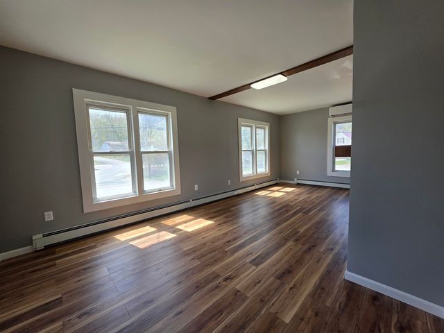 196 Union Street, Springfield, VT 05156