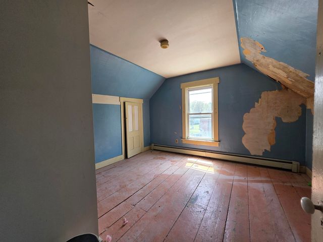 196 Union Street, Springfield, VT 05156