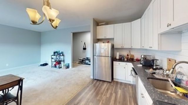 5 Royce Rd 43, Boston, MA 02134