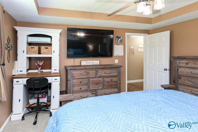 1501 Elizabeth Drive SW, Hartselle, AL 35640