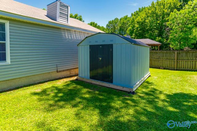 1501 Elizabeth Drive SW, Hartselle, AL 35640