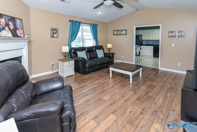 1501 Elizabeth Drive SW, Hartselle, AL 35640
