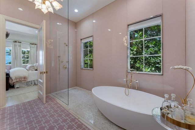 1131 Hillsboro Mile, Hillsboro Beach, FL 33062