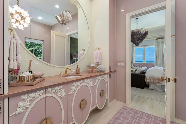 1131 Hillsboro Mile, Hillsboro Beach, FL 33062