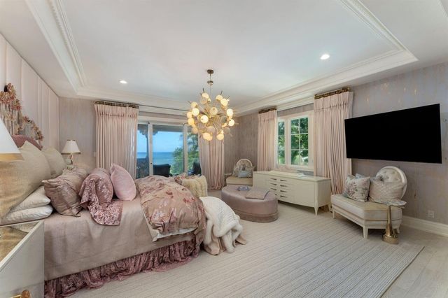1131 Hillsboro Mile, Hillsboro Beach, FL 33062