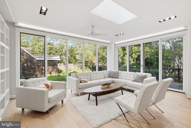 5801 POTOMAC AVE NW, Washington, DC 20016