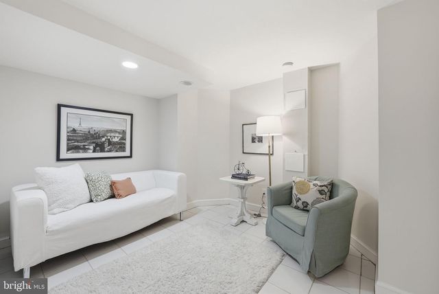 5801 POTOMAC AVE NW, Washington, DC 20016