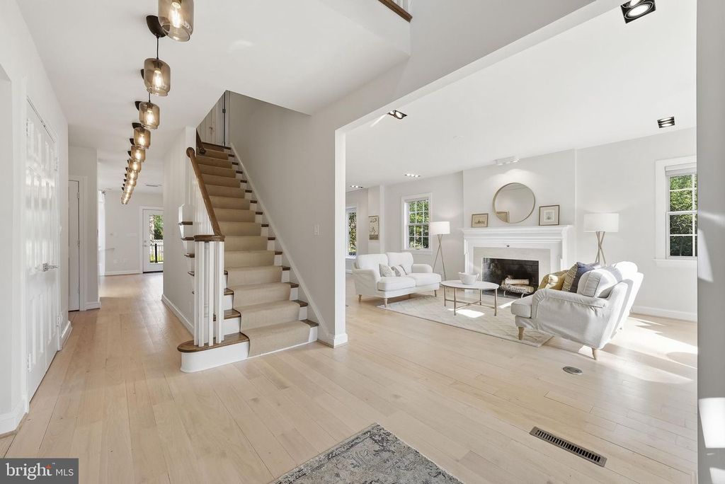 5801 POTOMAC AVE NW, Washington, DC 20016