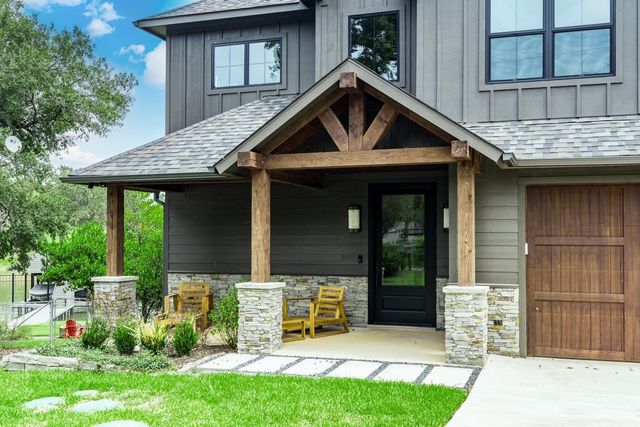 120 Meandering Way, Mabank, TX 75156