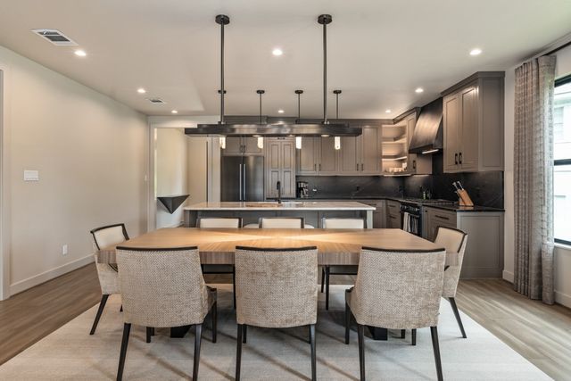 120 Meandering Way, Mabank, TX 75156