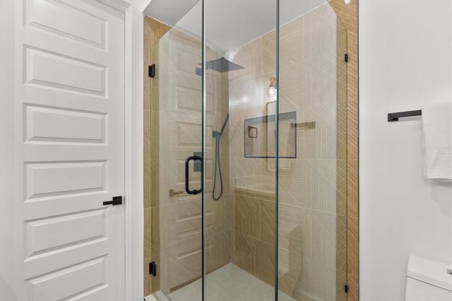 727 W 10th Street 109, Dallas, TX 75208