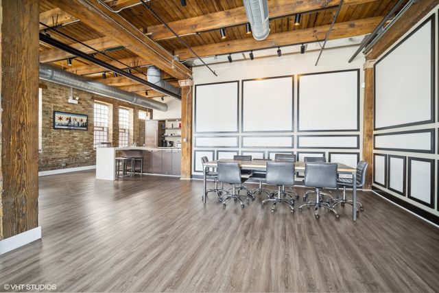 1348 W Concord Place, Chicago, IL 60622