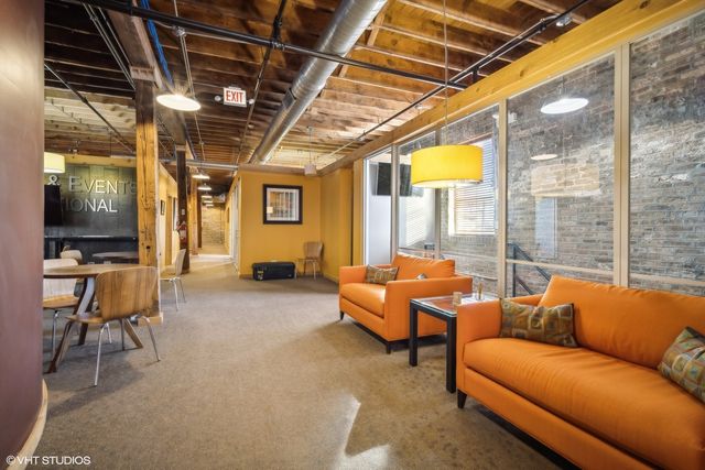 1348 W Concord Place, Chicago, IL 60622