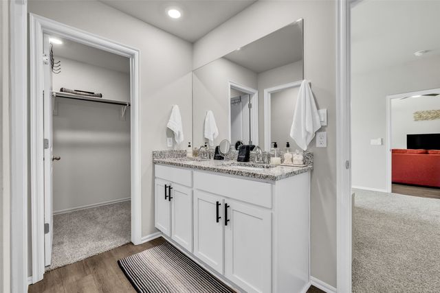 2001 E Vandalia Street, Broken Arrow, OK 74012