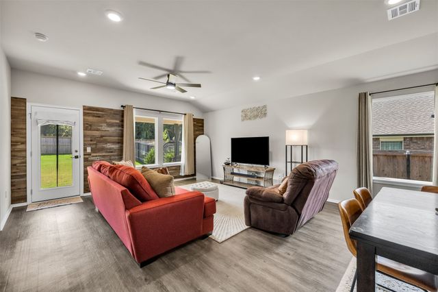 2001 E Vandalia Street, Broken Arrow, OK 74012
