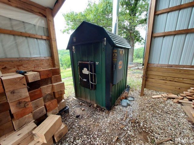 6773 S County Road 825 W., French Lick, IN 47432