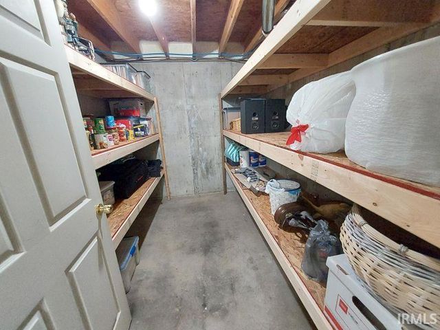 6773 S County Road 825 W., French Lick, IN 47432