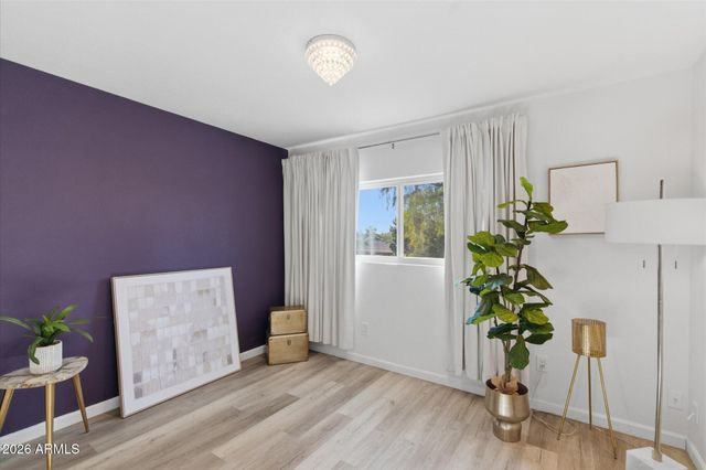 4019 E CHARTER OAK Road, Phoenix, AZ 85032